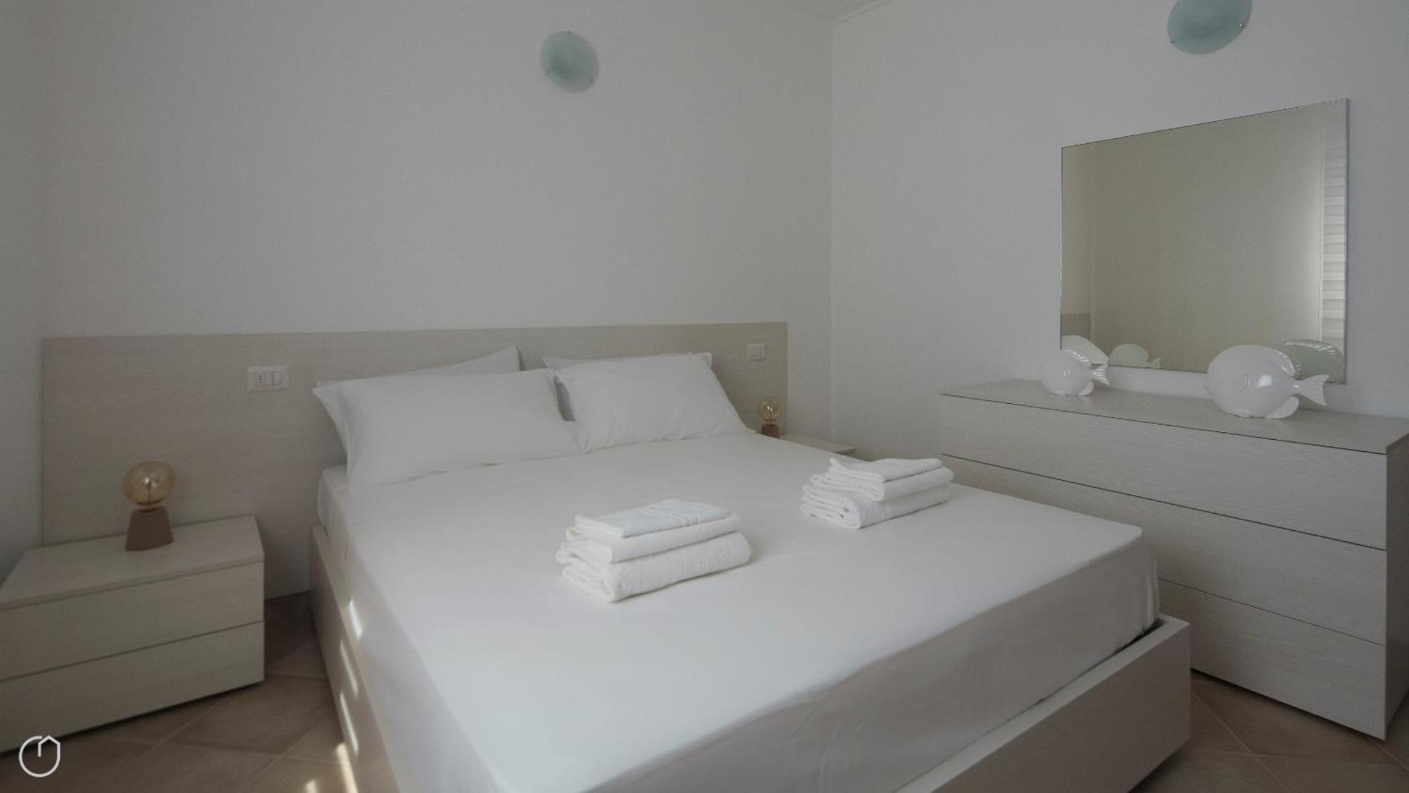 Welcomely - Xenia Boutique House 올비아 외부 사진